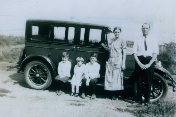 Evelyn Ragsdale004